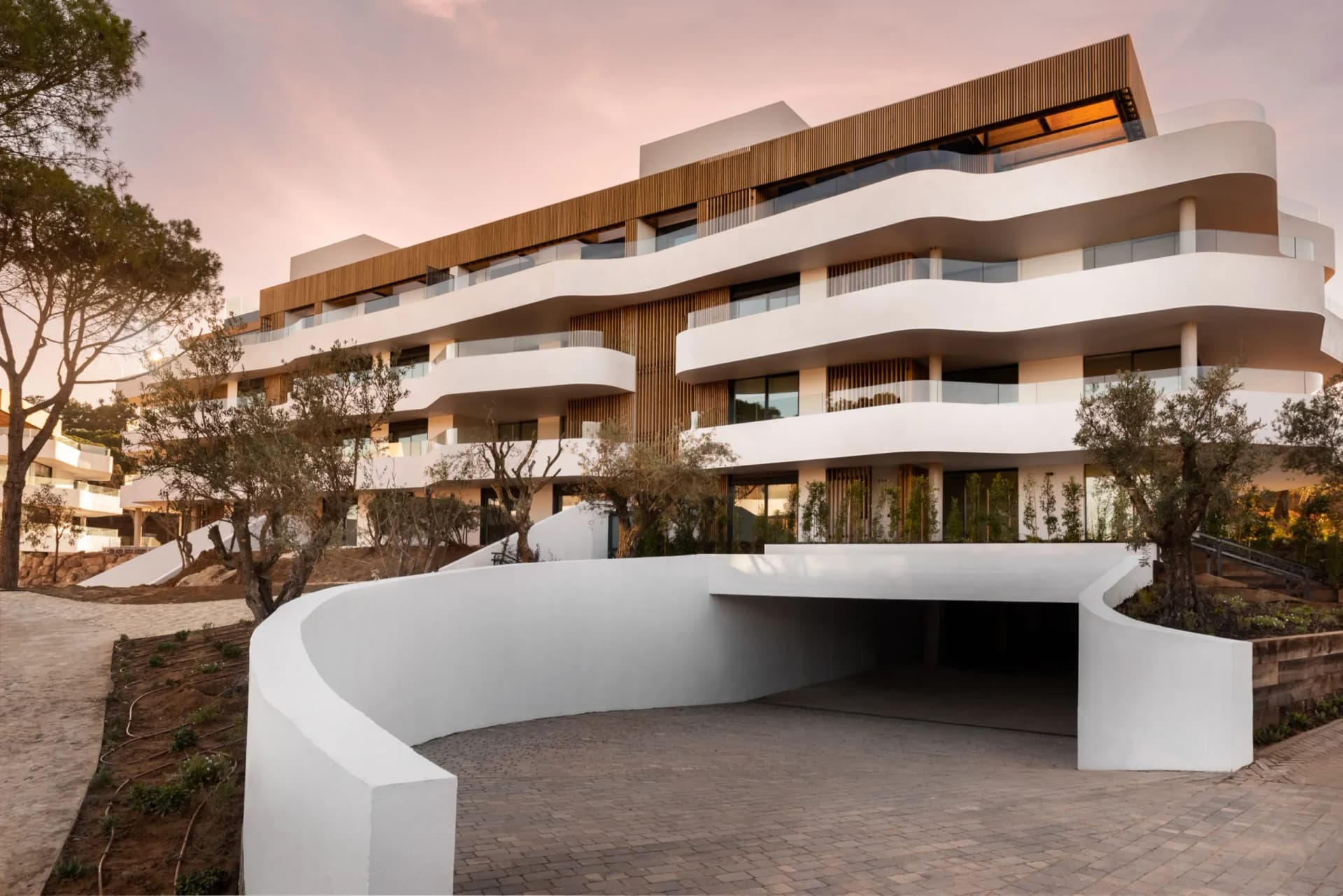 Village Verde Sotogrande | Apartments in grüner Umgebung und einem prestigeträchtigen Resort